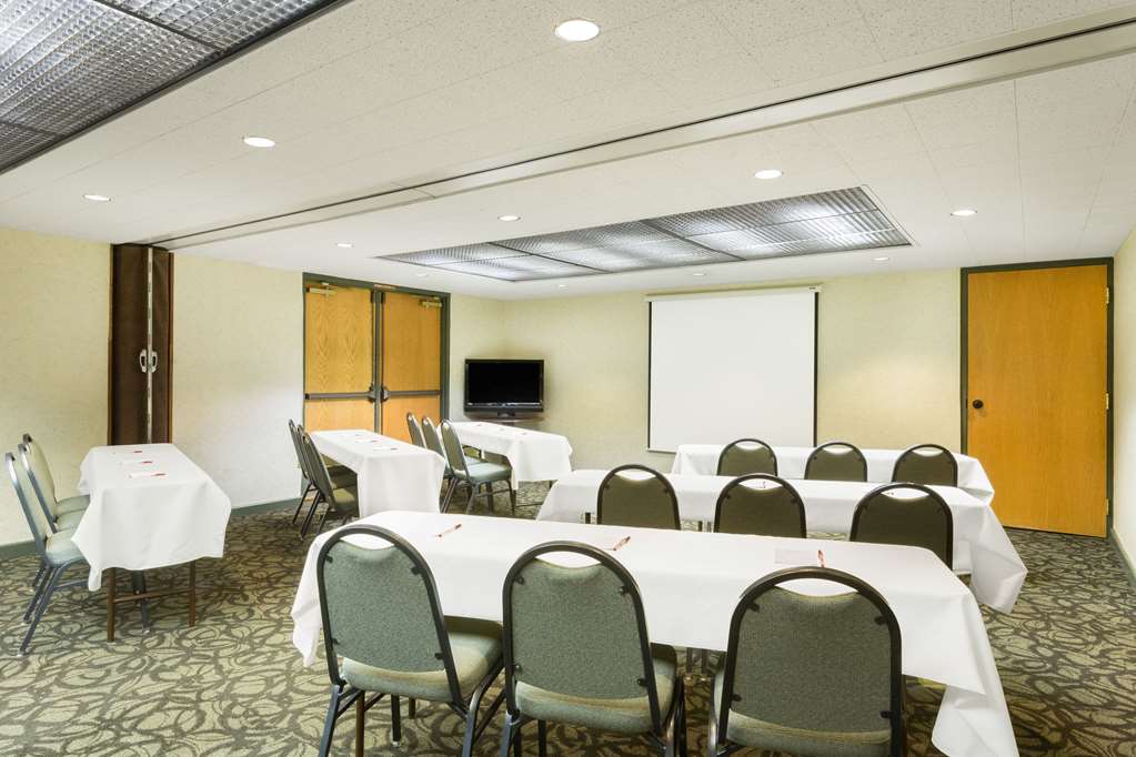 Ramada by Wyndham Cedar City - photo 70
