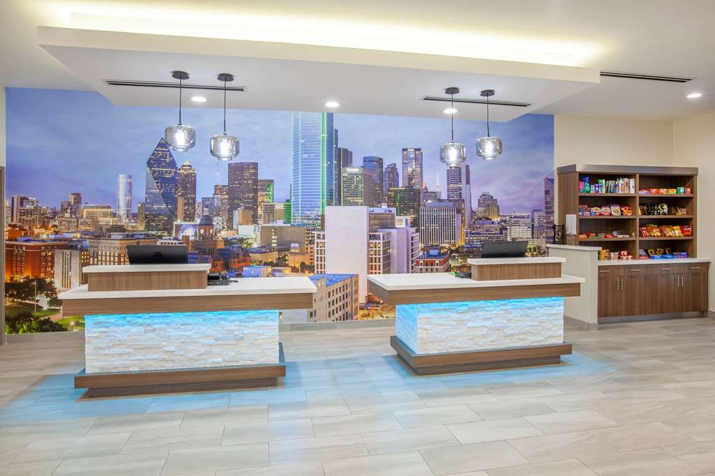 La Quinta Inn & Suites by Wyndham Dallas Duncanville - photo 5