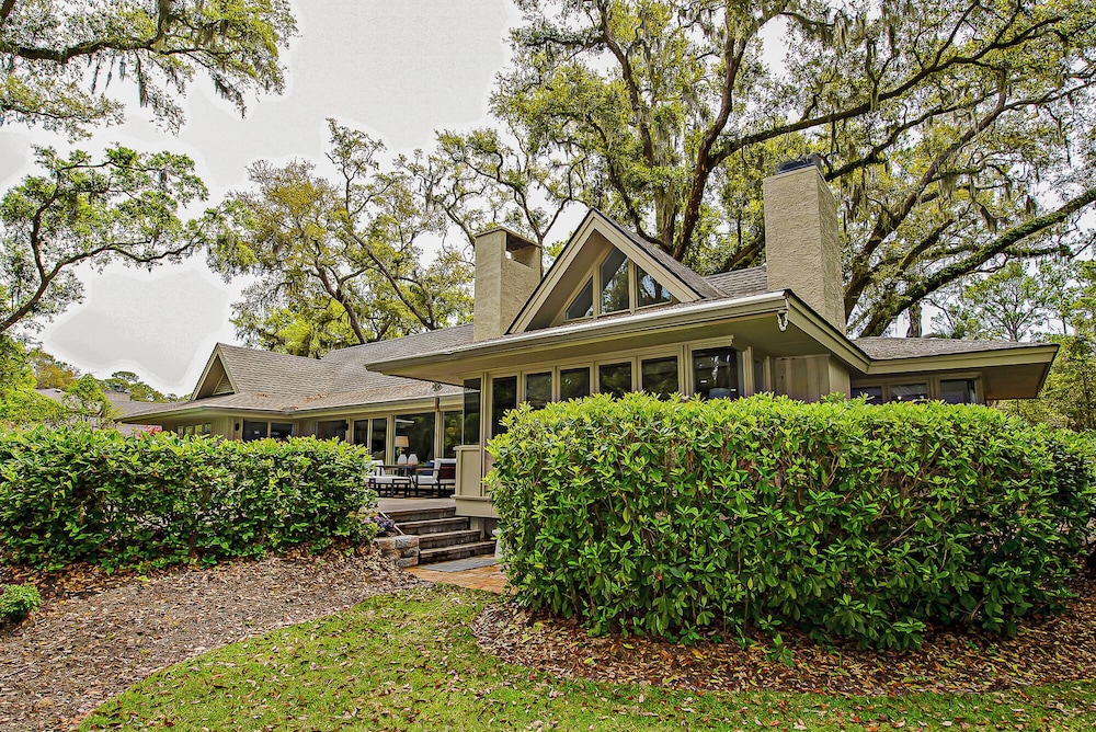 14 Turnberry Lane at The Sea Pines Resort - featured photo