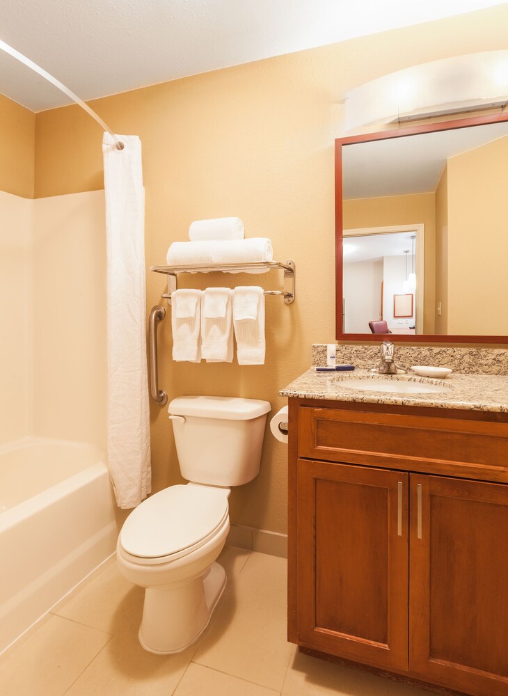Candlewood Suites Houston I 10 East by IHG - photo 10