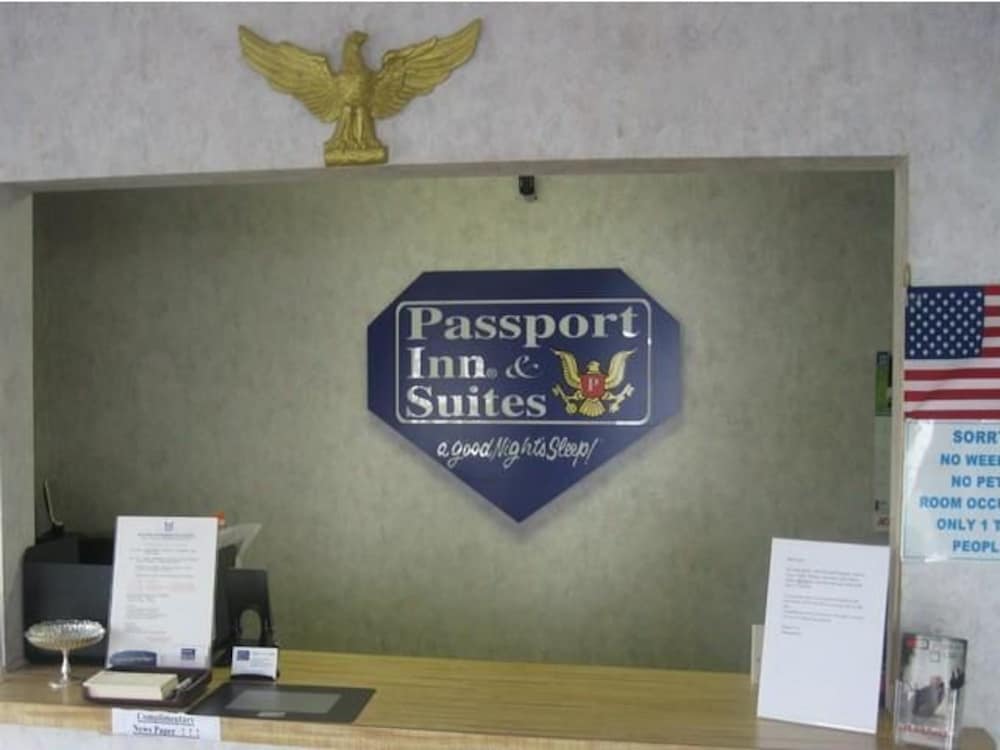 Passport Inn & Suites - photo 4