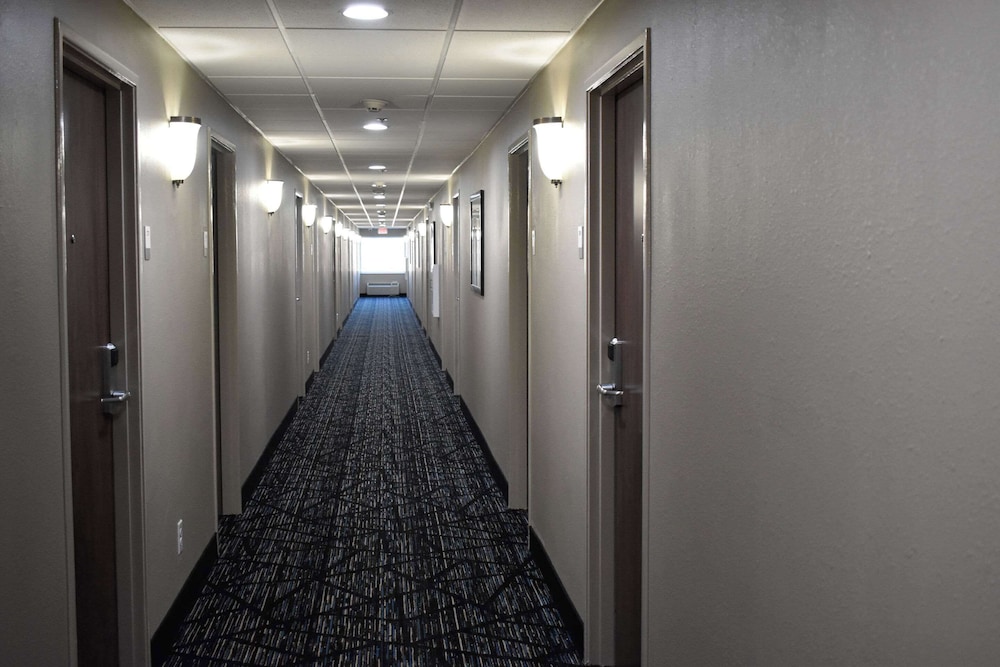 Sleep Inn & Suites Knoxville West - photo 102