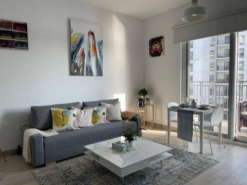 Yas Island 2 Bedrooms 2 toilet with shared Pool & Parking — 4-Star Luxury Hotel in Abu Dhabi, United Arab Emirates