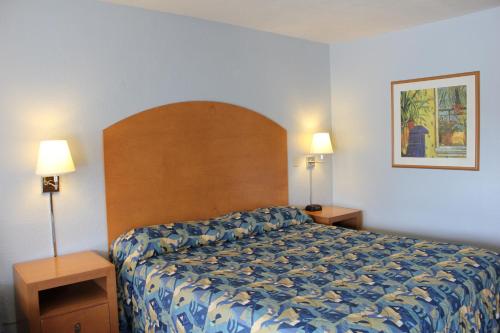 Economy Inn Watsonville - photo 16
