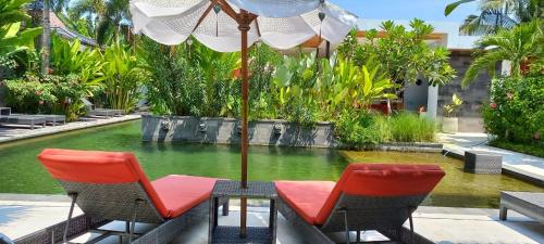 Le Chien Rouge in Lovina, Indonesia