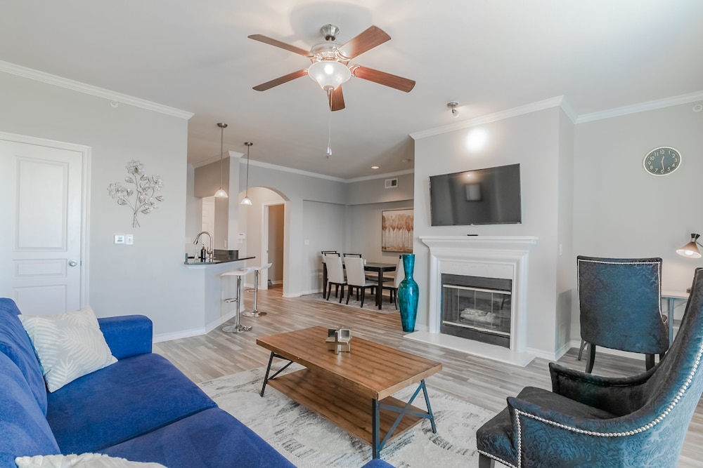 Modern Uptown Dallas Stay by Amyfinehouse — 4-Star Luxury Hotel in Dallas, United States