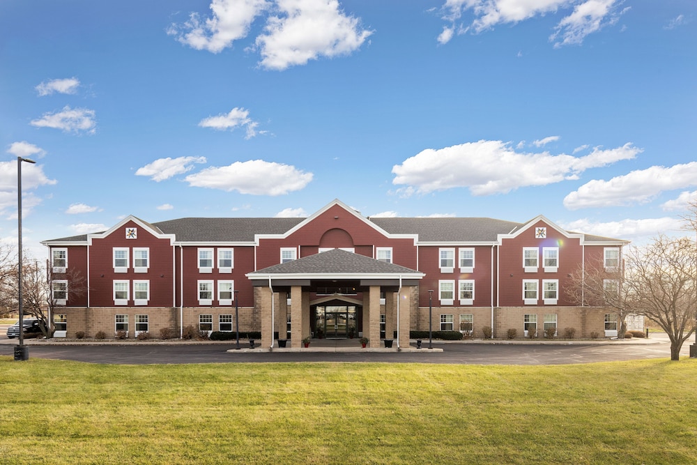 Redwood Lodge - featured photo