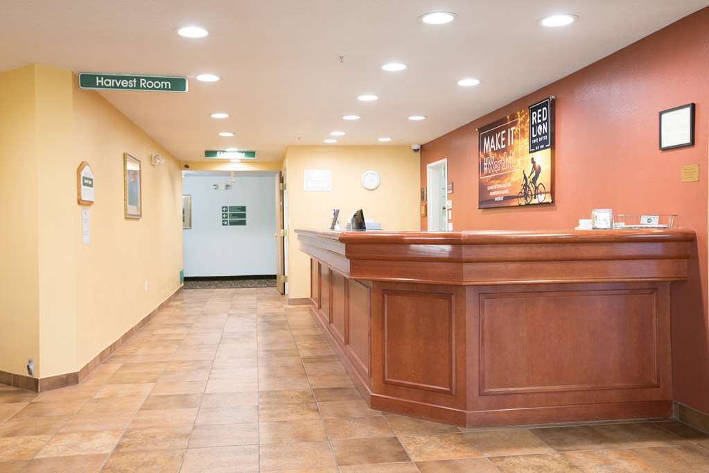 Red Lion Inn & Suites McMinnville - featured photo