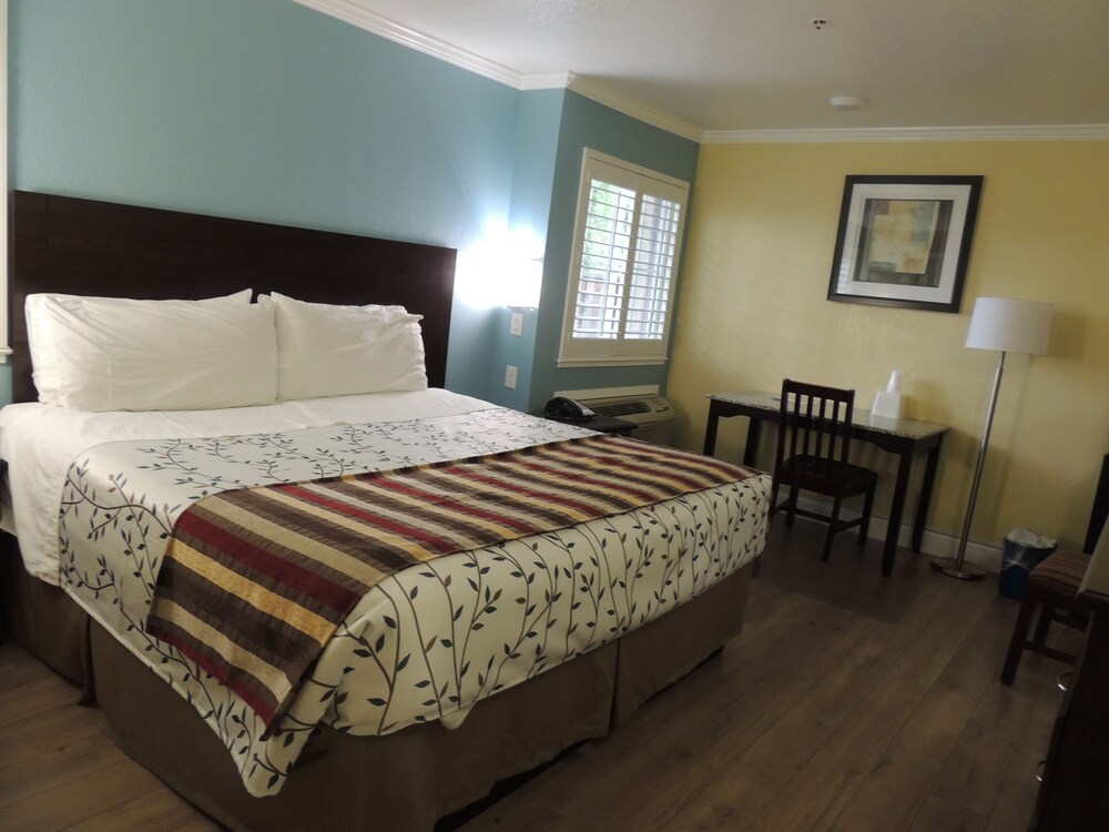 Pacific Inn of Redwood City - photo 22