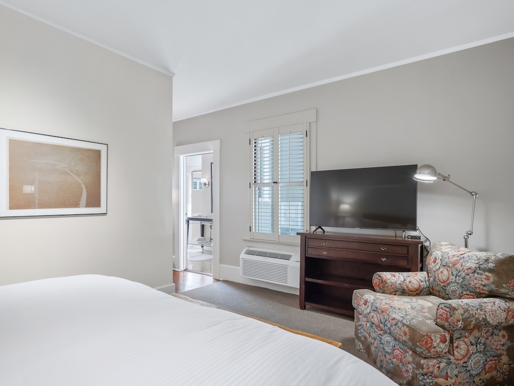 The Upham Hotel - photo 49