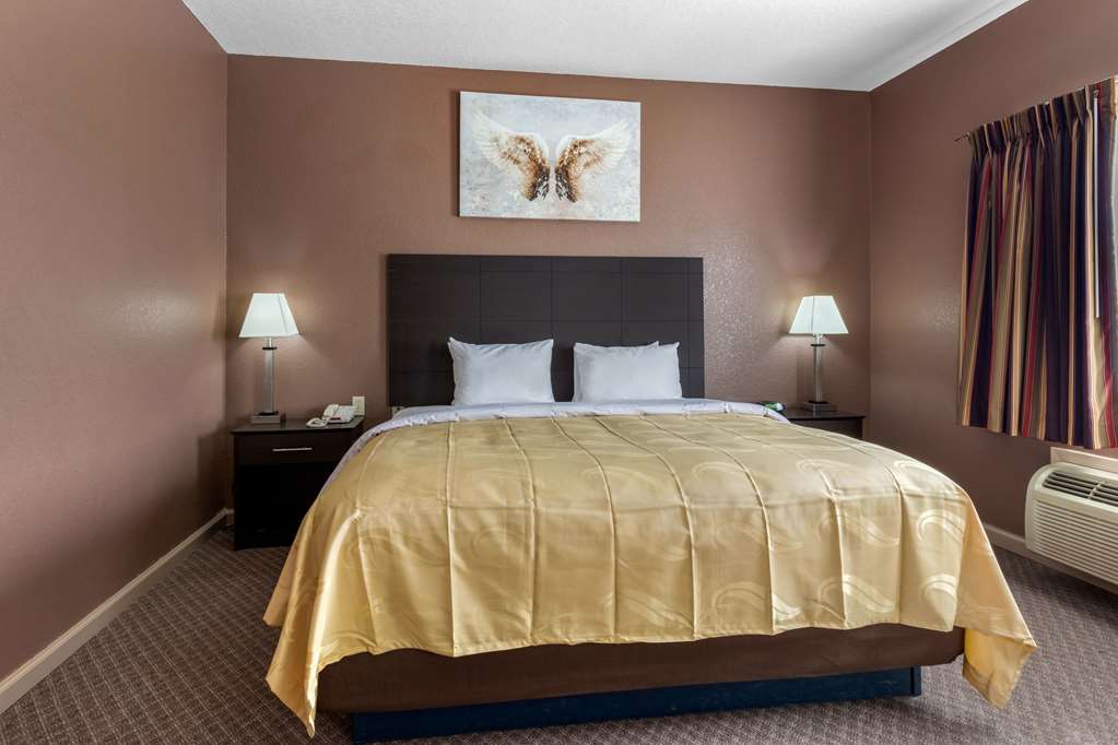 Quality Inn West Memphis I 40 - photo 22