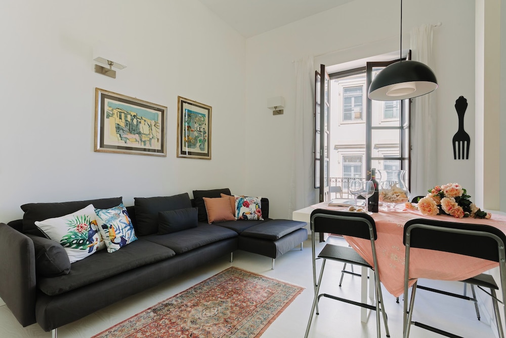 Suite La Piazza by Wonderful Italy — 4-Star Luxury Hotel in Siracusa, Italy