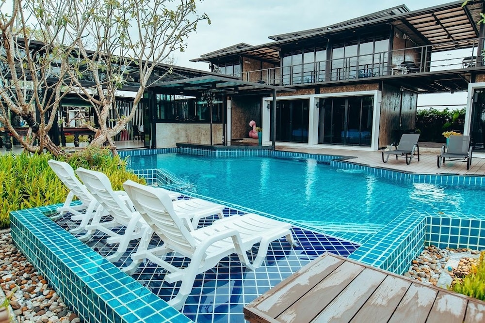 Mawadee Island Resort - last minute hotel in Cha-Am