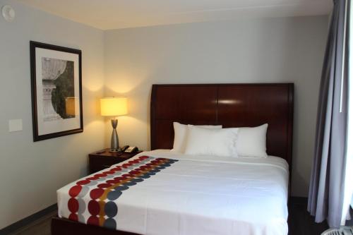 Spark by Hilton Clemmons - photo 8