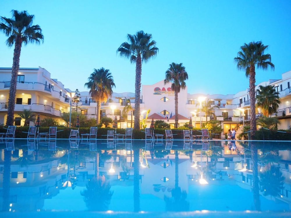 Oasiclub Hotel Appartamenti in Vieste, Italy