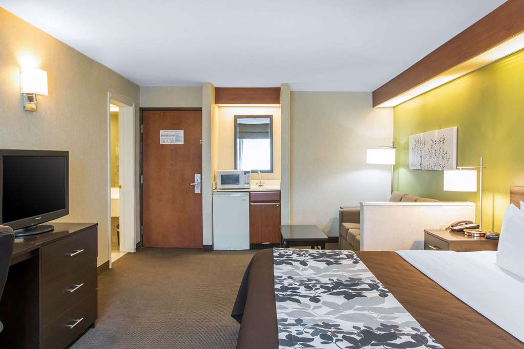 Sleep Inn & Suites Oregon Toledo - photo 32