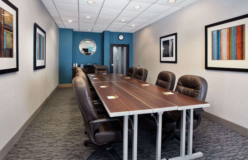 Hampton Inn Cincinnati Northwest Fairfield - photo 22