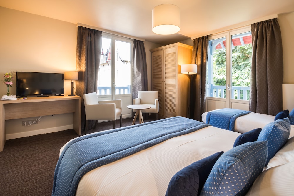 Villa Odette — 4-Star Luxury Hotel in Deauville, France