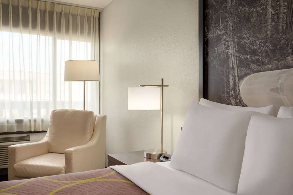 Super 8 by Wyndham Eureka - photo 19