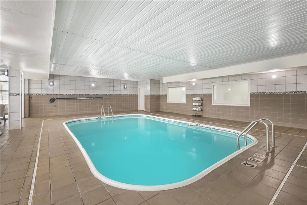 Comfort Suites Omaha Northwest - photo 38