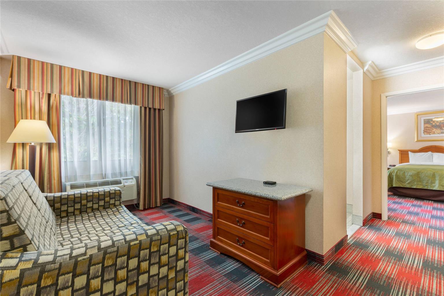 Quality Inn & Suites Oceanside near Camp Pendleton - photo 38