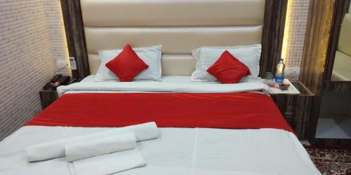 Hotel Dimple - carbon neutral hotel in Raipur