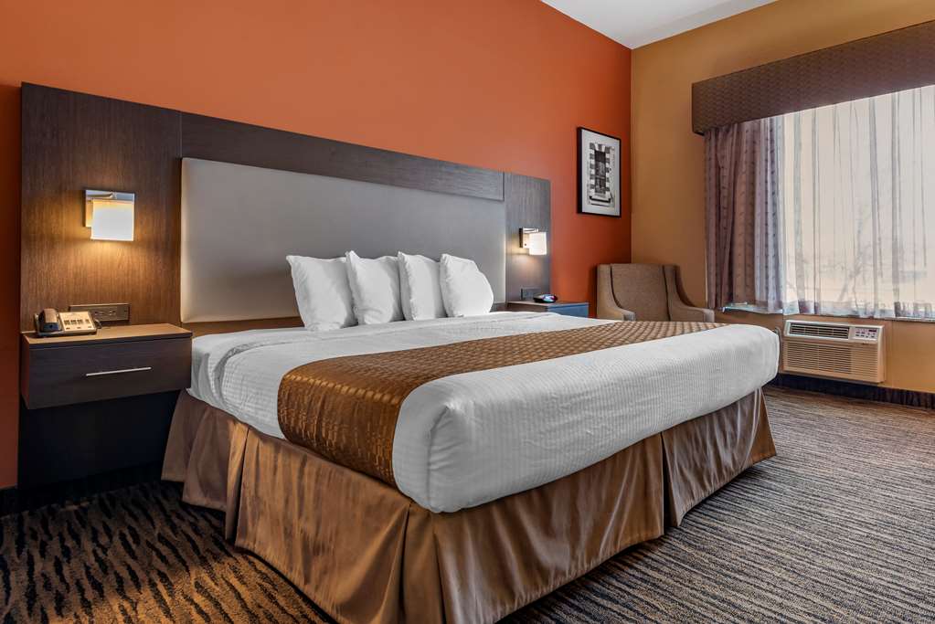 Best Western The Inn At The Fairgrounds - photo 23