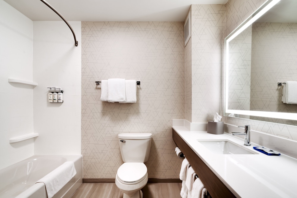 Holiday Inn Express Hotel & Suites Cheyenne by IHG - photo 26