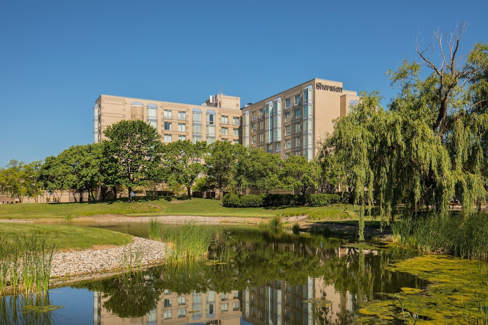 Sheraton Suites Chicago Elk Grove - photo 25