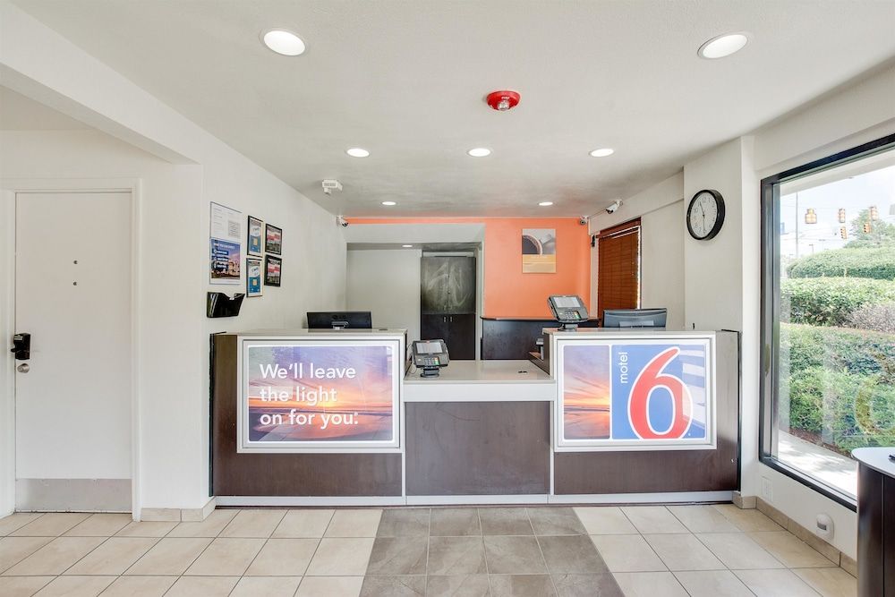 Motel 6 Columbia West - photo 28