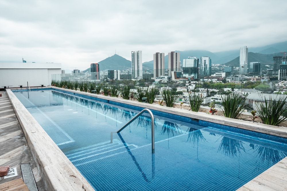 Rooftop pool