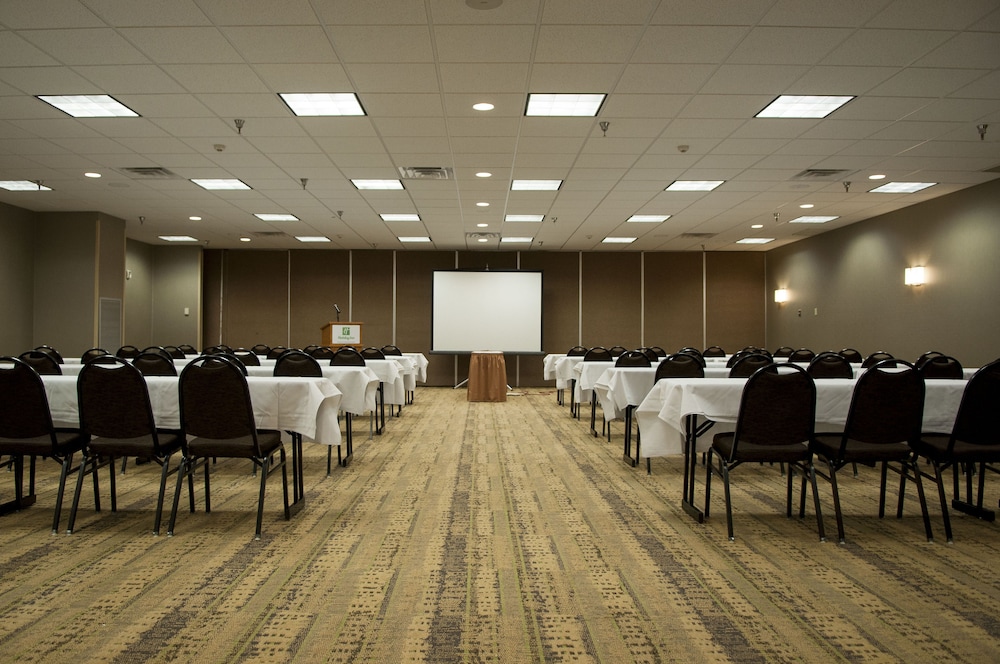 Holiday Inn Spearfish Convention Center by IHG - photo 37