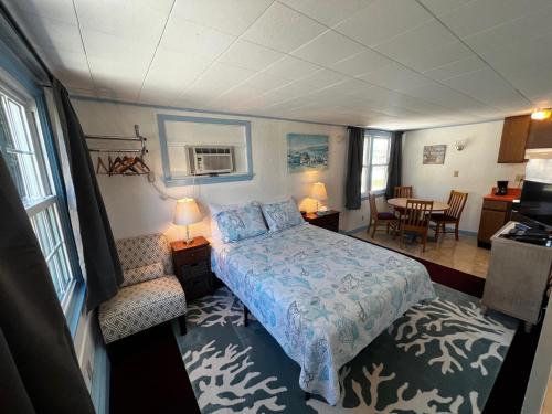 Claddagh Motel & Suites - photo 13