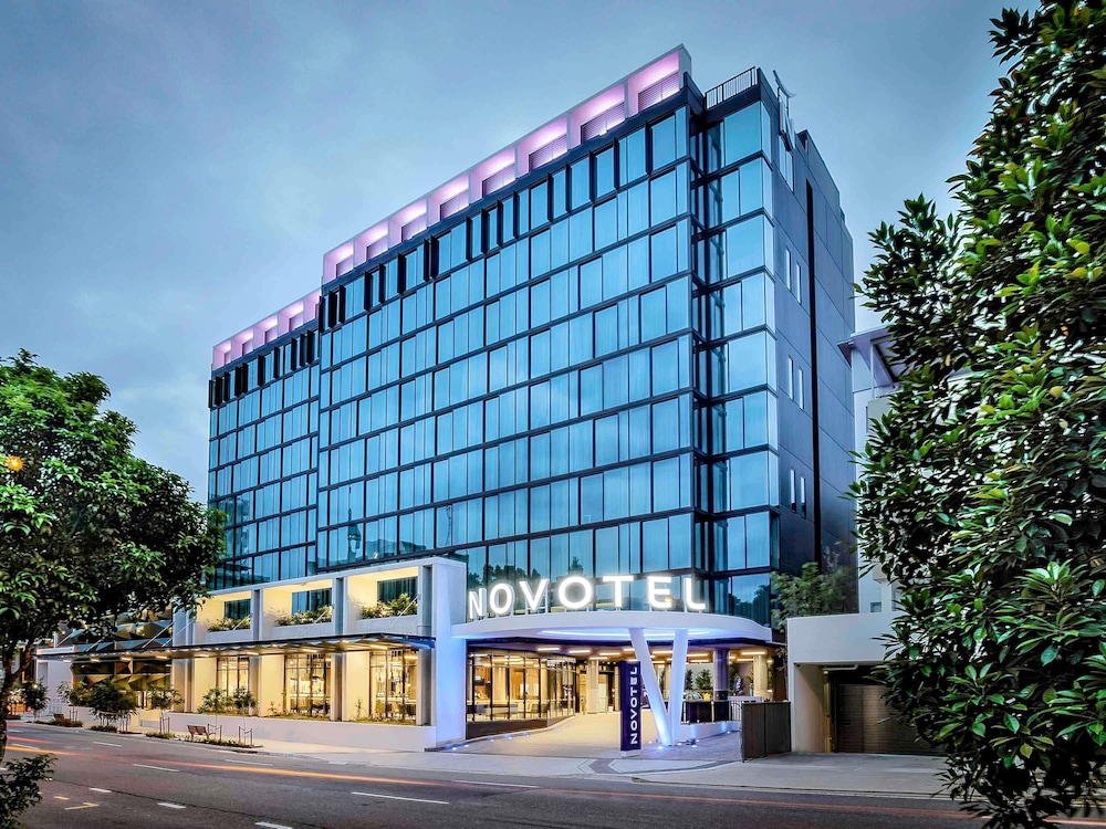 Novotel Brisbane South Bank Hotel — 4-Star Luxury Hotel in South Brisbane, Australia
