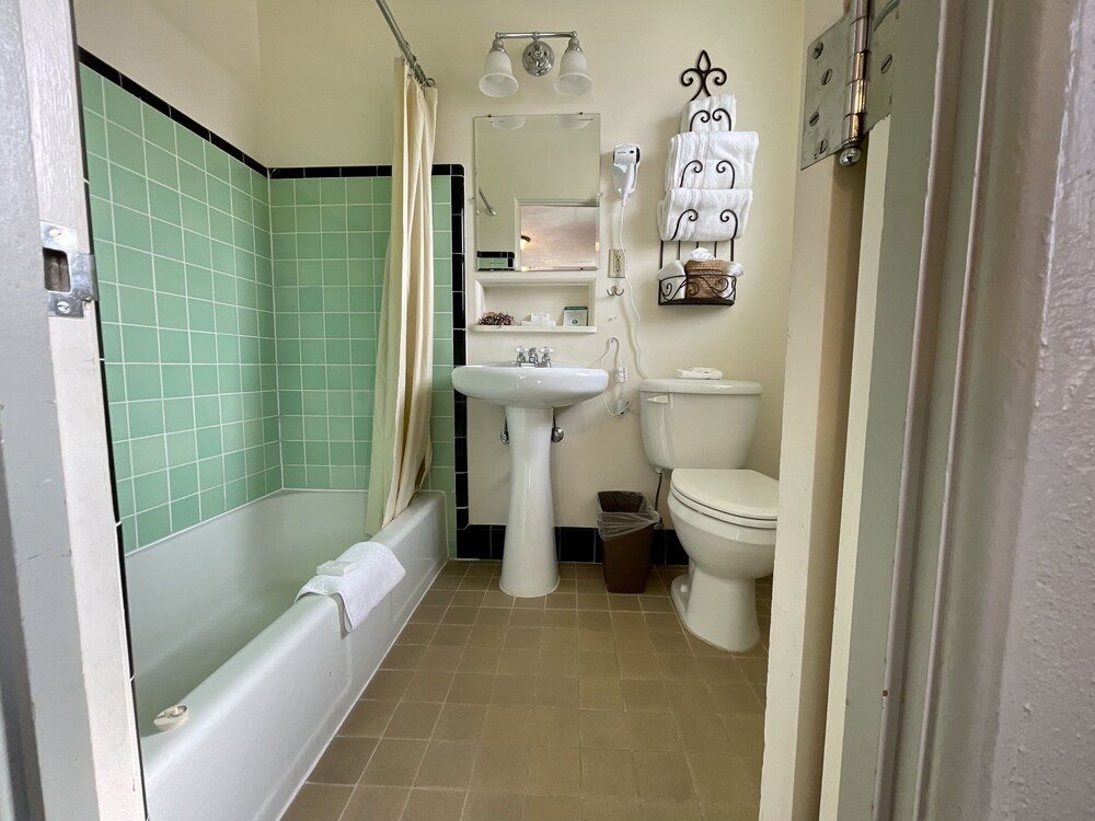 Rugged Country Lodge - photo 29