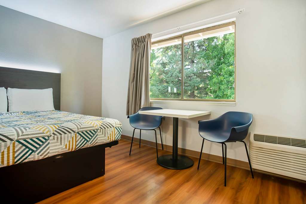 Motel 6 Gresham OR Portland - photo 11