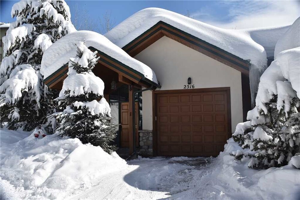 Evergreen Townhome #1 - photo 16
