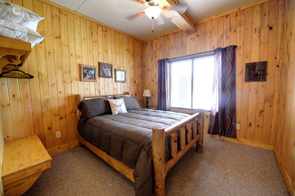 Blue Water Resort - photo 16