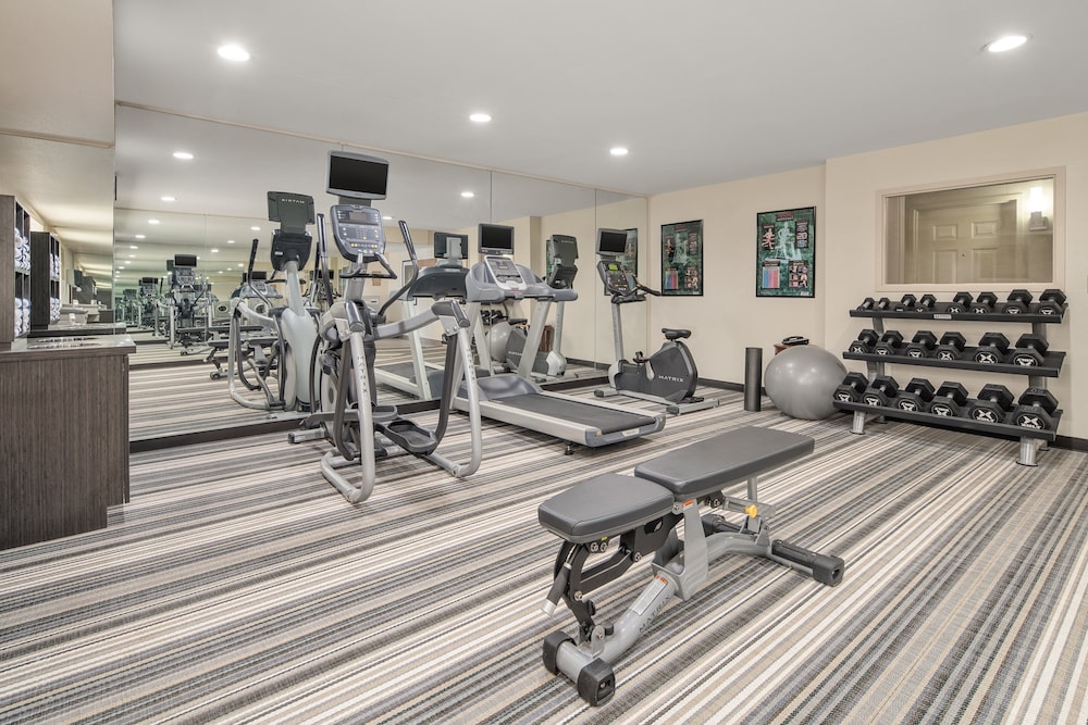 Candlewood Suites Huntersville by IHG - photo 27