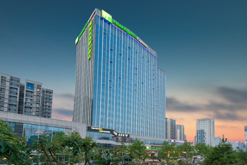 Holiday Inn Express Jinan High Tech Zone by IHG — hotel in Jinan