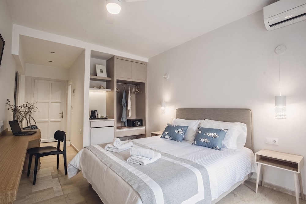 Iliada Beach Hotel - last minute hotel in Corfu