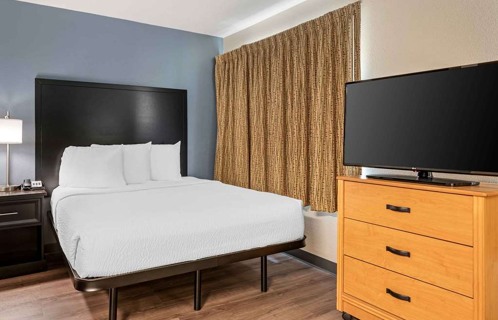 Extended Stay America Suites Cincinnati Blue Ash Reed Hartma - photo 15