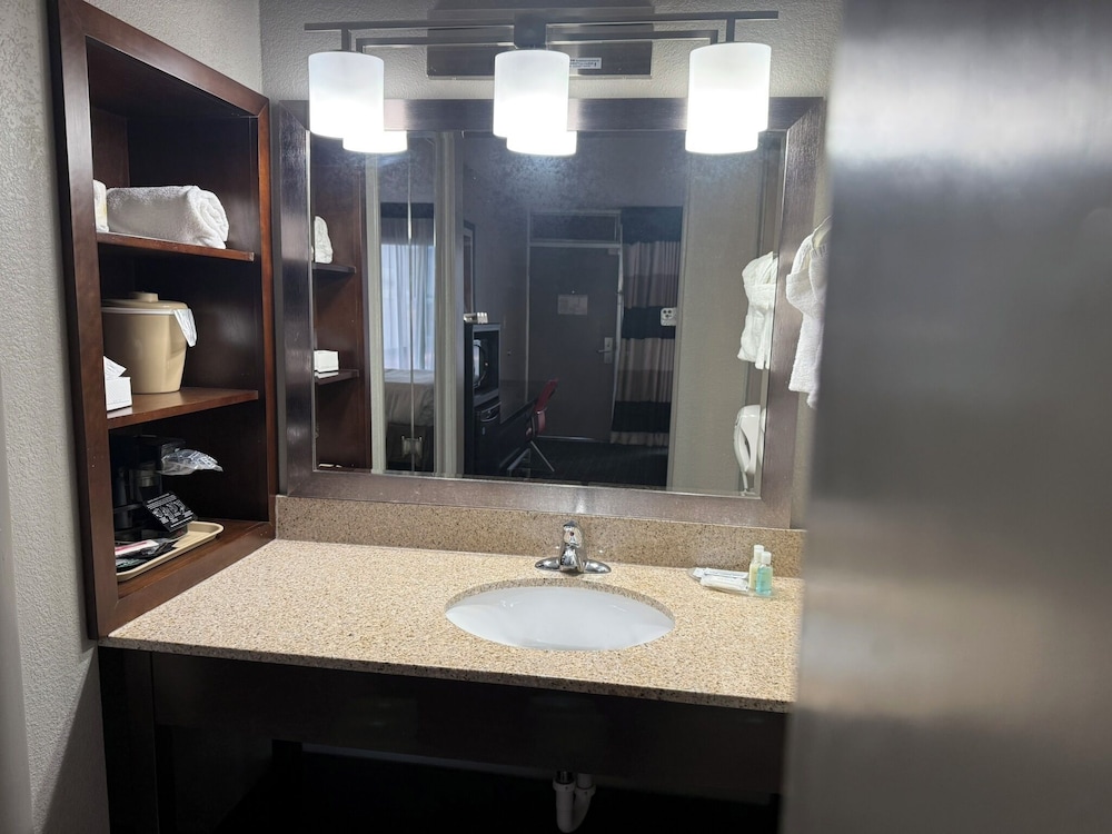 Sonesta Essential Rapid City - photo 12