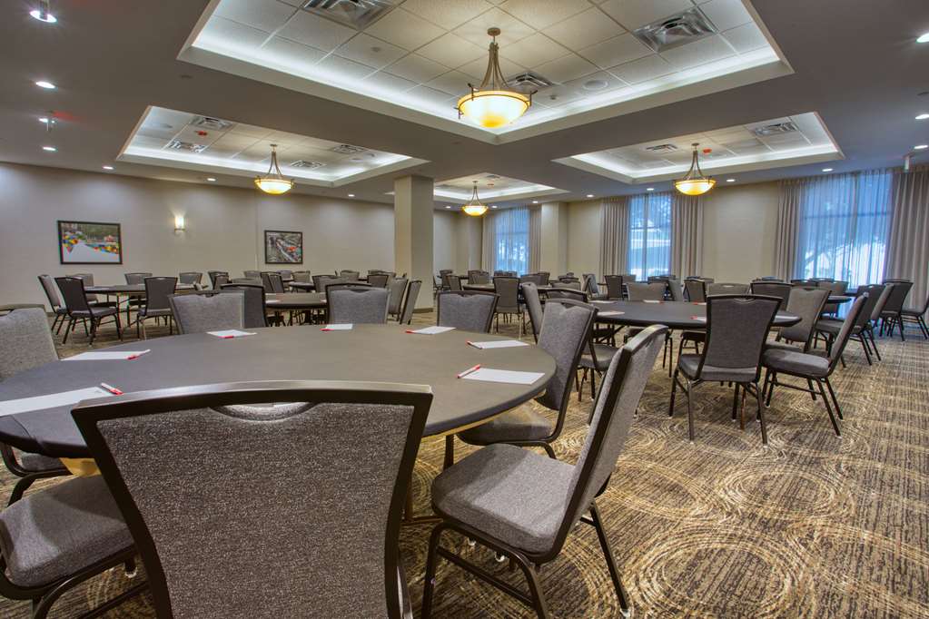 Drury Inn & Suites Near La Cantera Parkway - photo 51