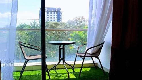 Cozy one bedroomed apartment home away from home in Nairobi — 4-Star Luxury Hotel in Nairobi, Kenya