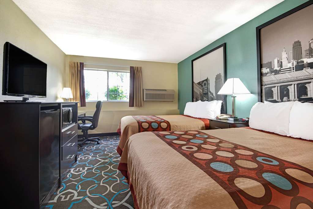 Super 8 by Wyndham Kansas City - photo 11