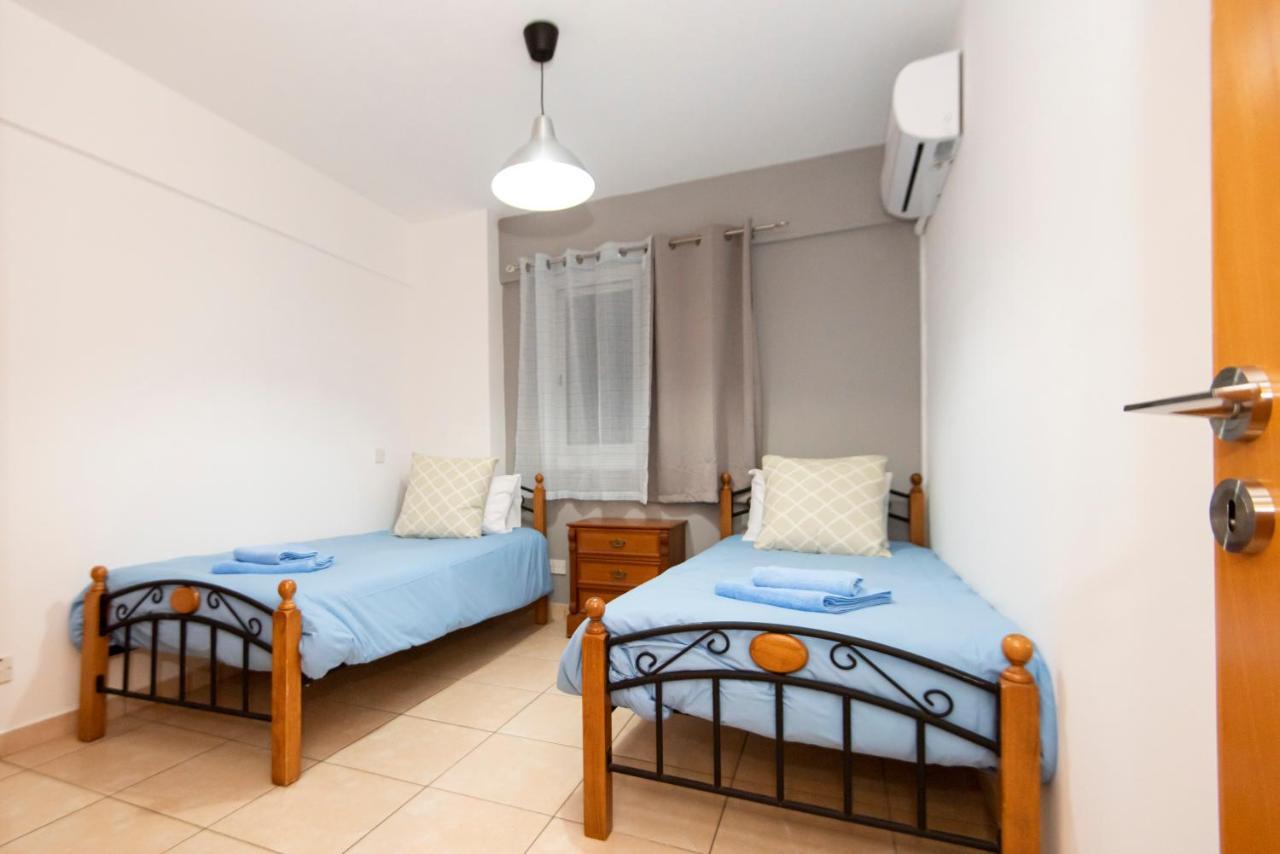 Olympia Flat 201