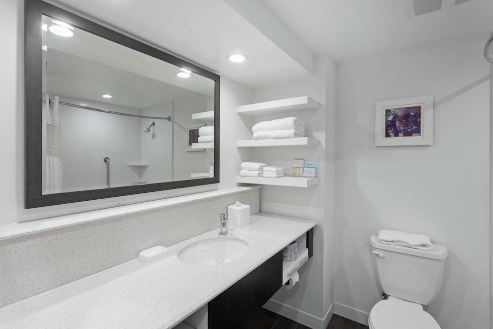Hampton Inn Los Angeles Arcadia Pasadena - photo 13