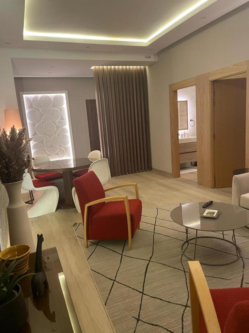Anfa Place Art Deco Luxury Apartment Sunny Ocean View — 4-Star Luxury Hotel in Casablanca, Morocco
