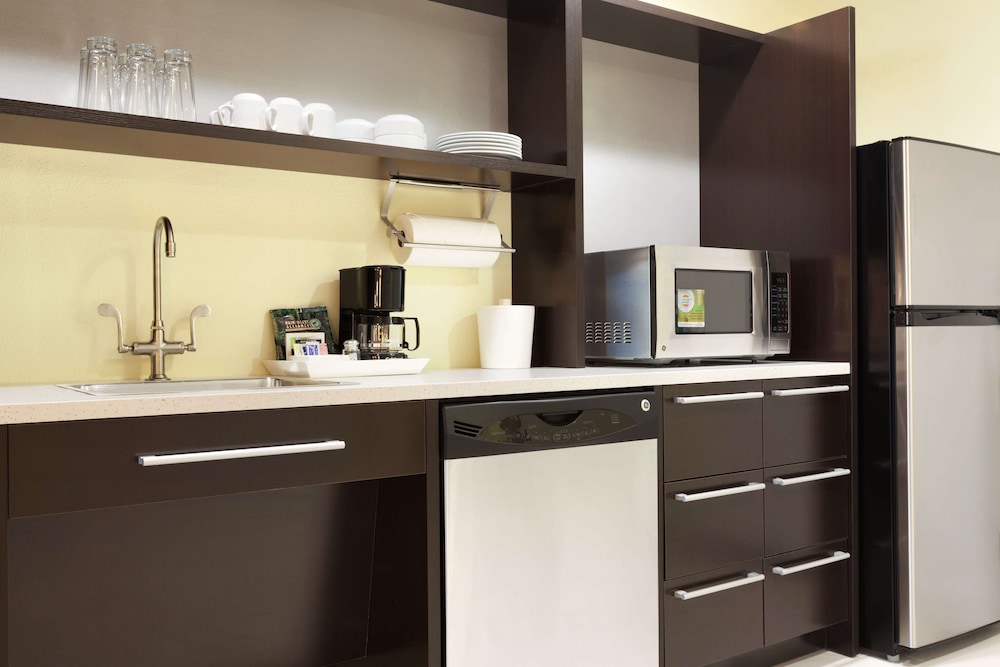 Home2 Suites by Hilton El Paso Airport TX - photo 16